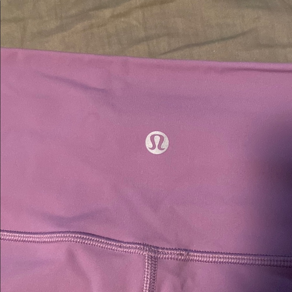 Lululemon wonder under 25”